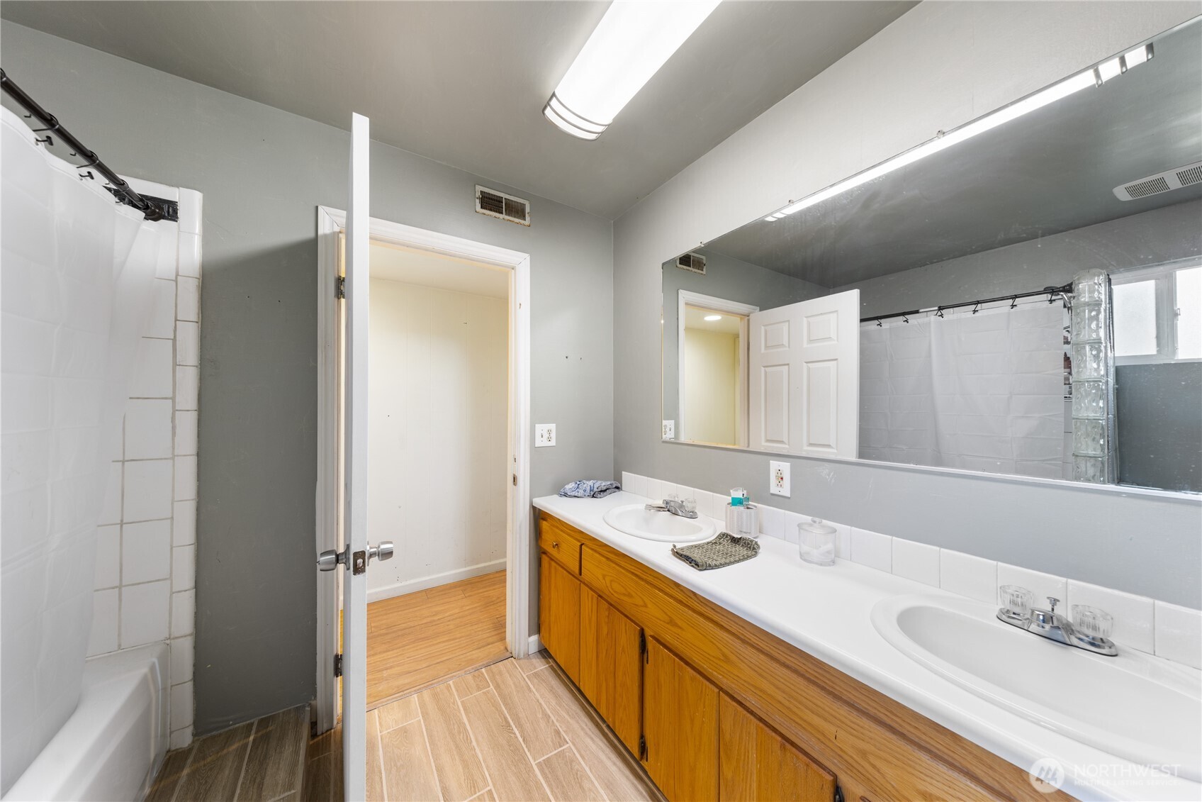 486 W Henni Road Property Photo 15