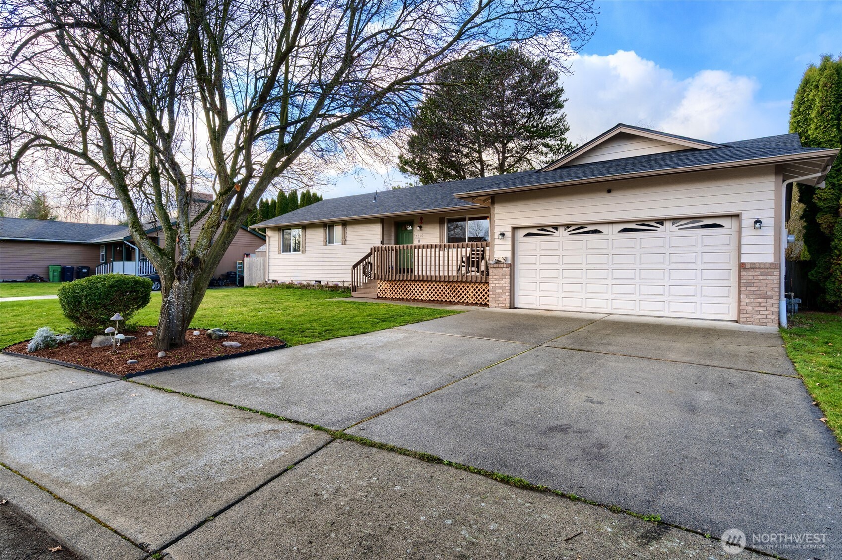 2309 W Meadow Boulevard Property Photo