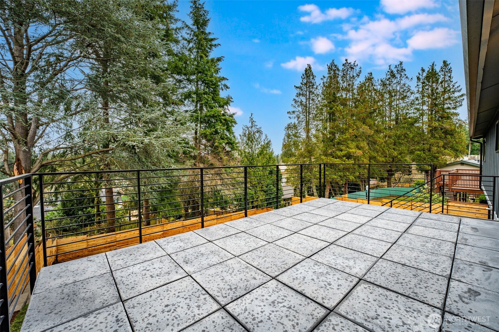 1502 175th Place Property Photo 10