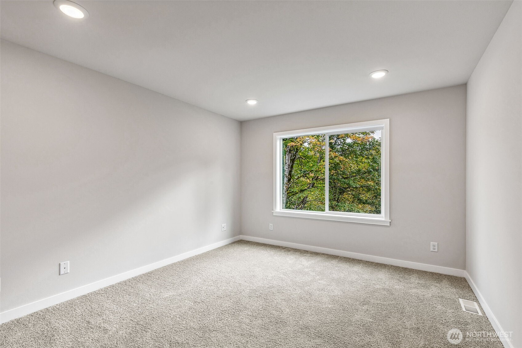 10912 43rd Avenue 85 Property Photo 25