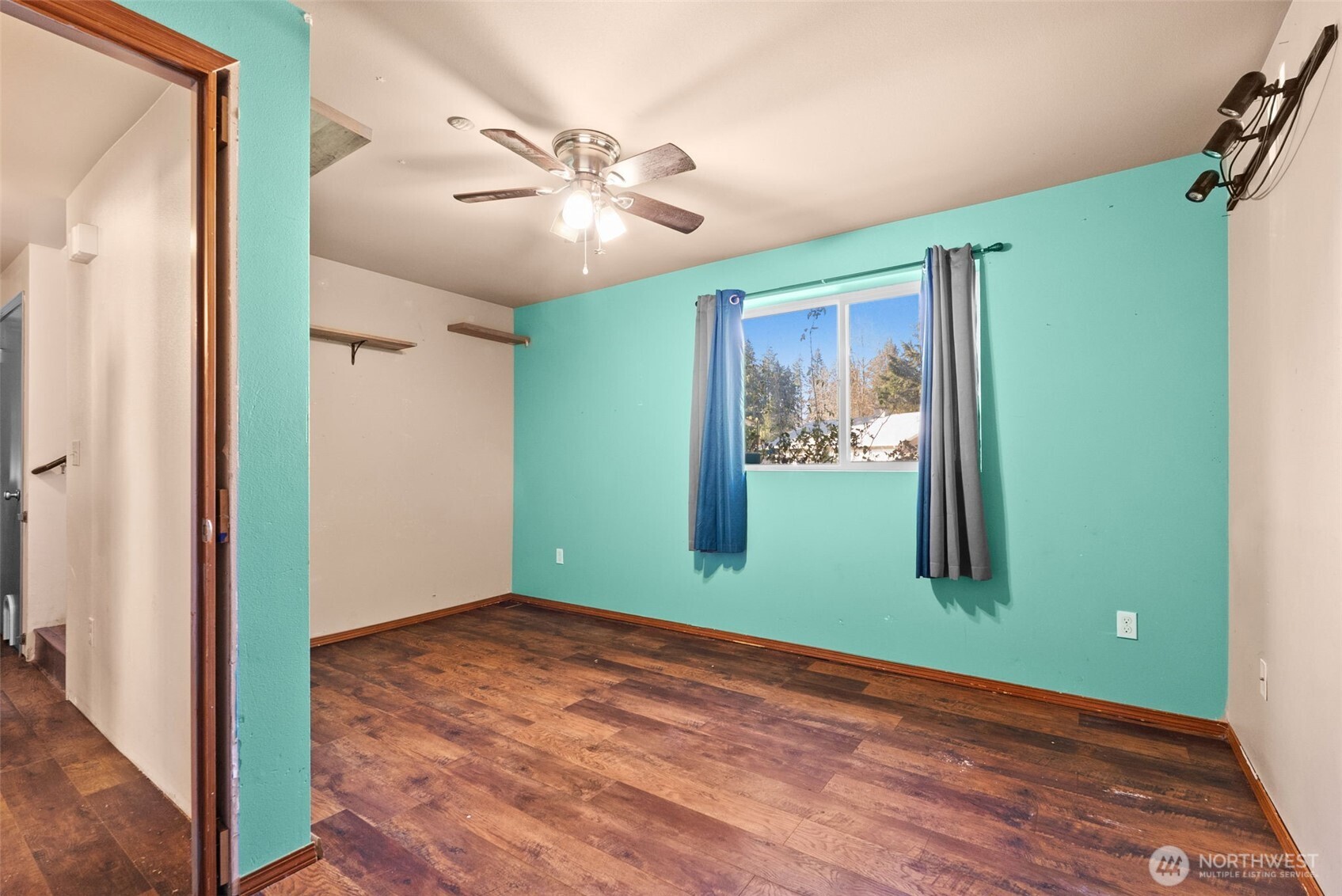 2410 Birch Avenue Property Photo 18
