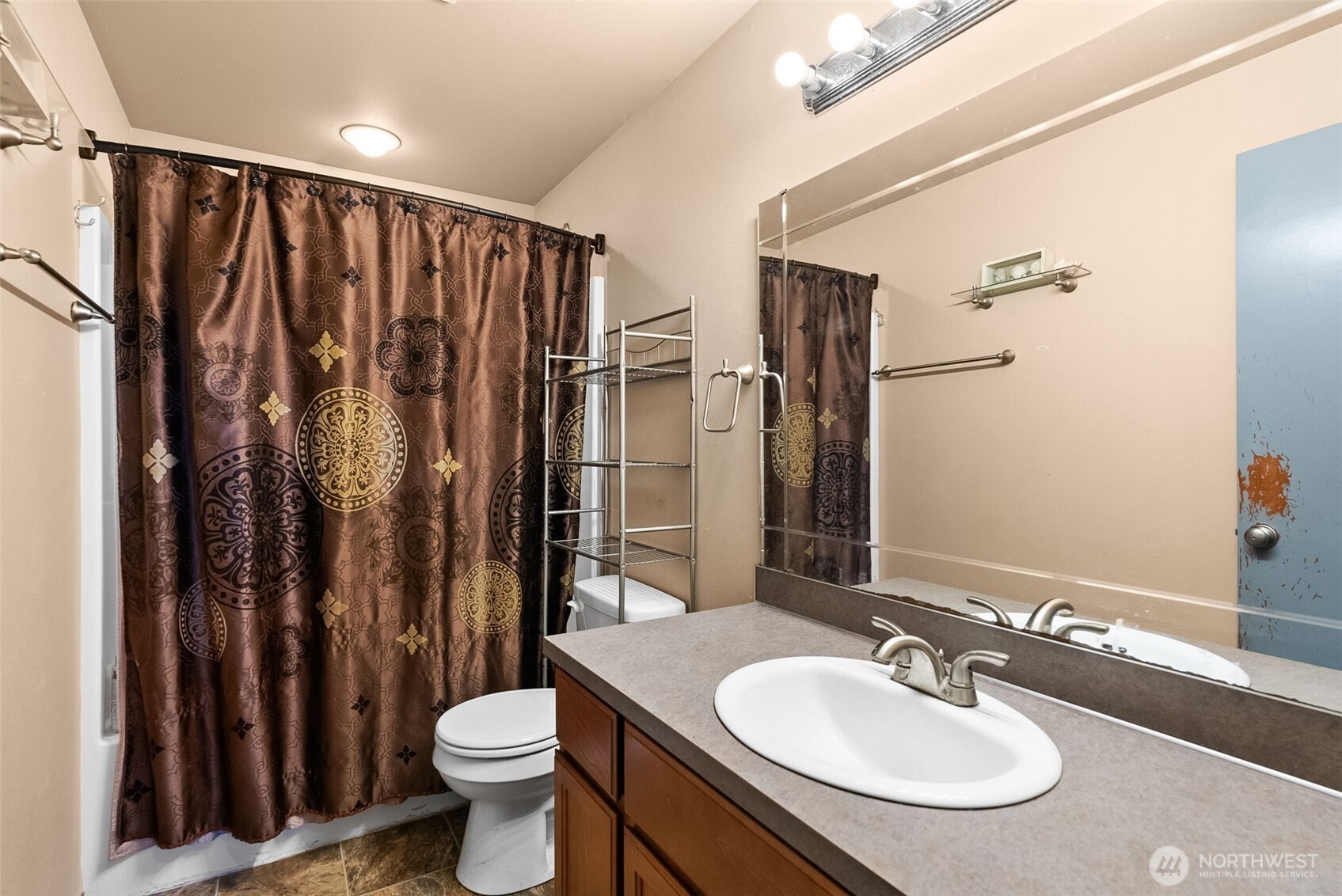 2410 Birch Avenue Property Photo 21