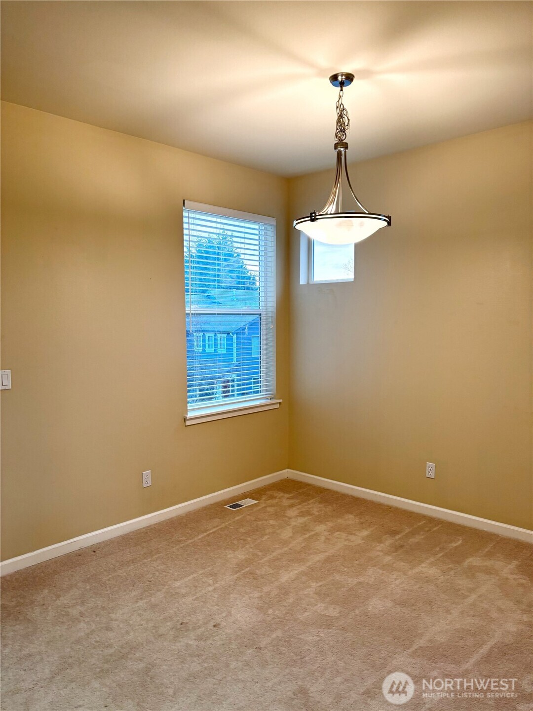 1811 Ne 21st Street Property Photo 10