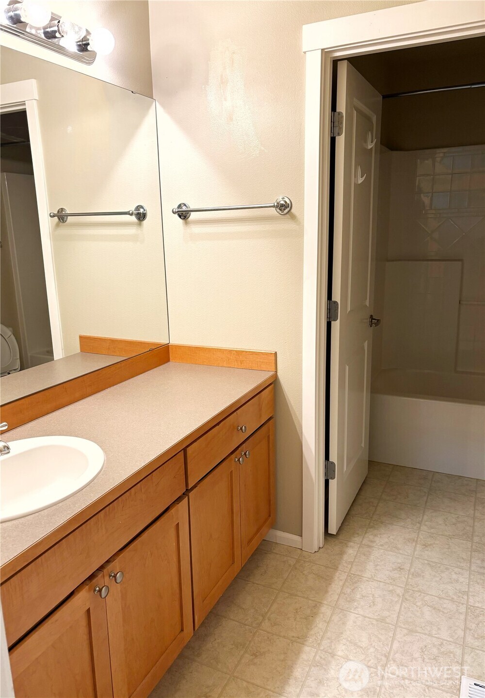1811 Ne 21st Street Property Photo 14