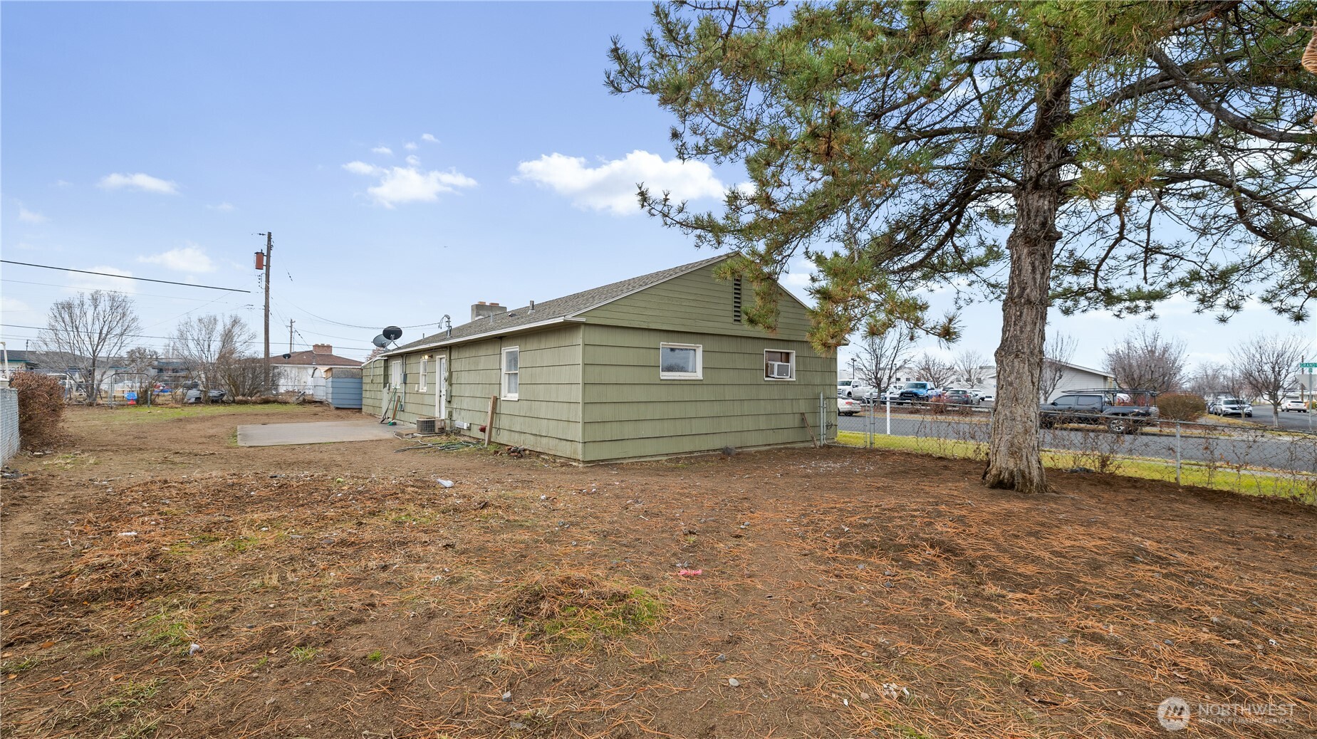 905 S Grand Drive Property Photo 13