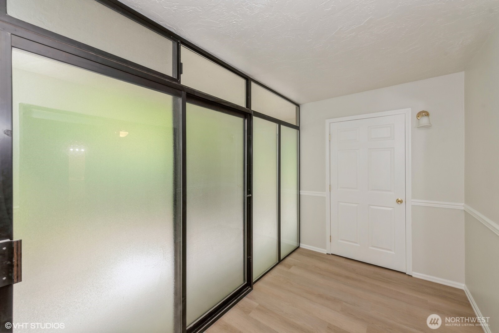 1221 Harbor Avenue 105 Property Photo 8