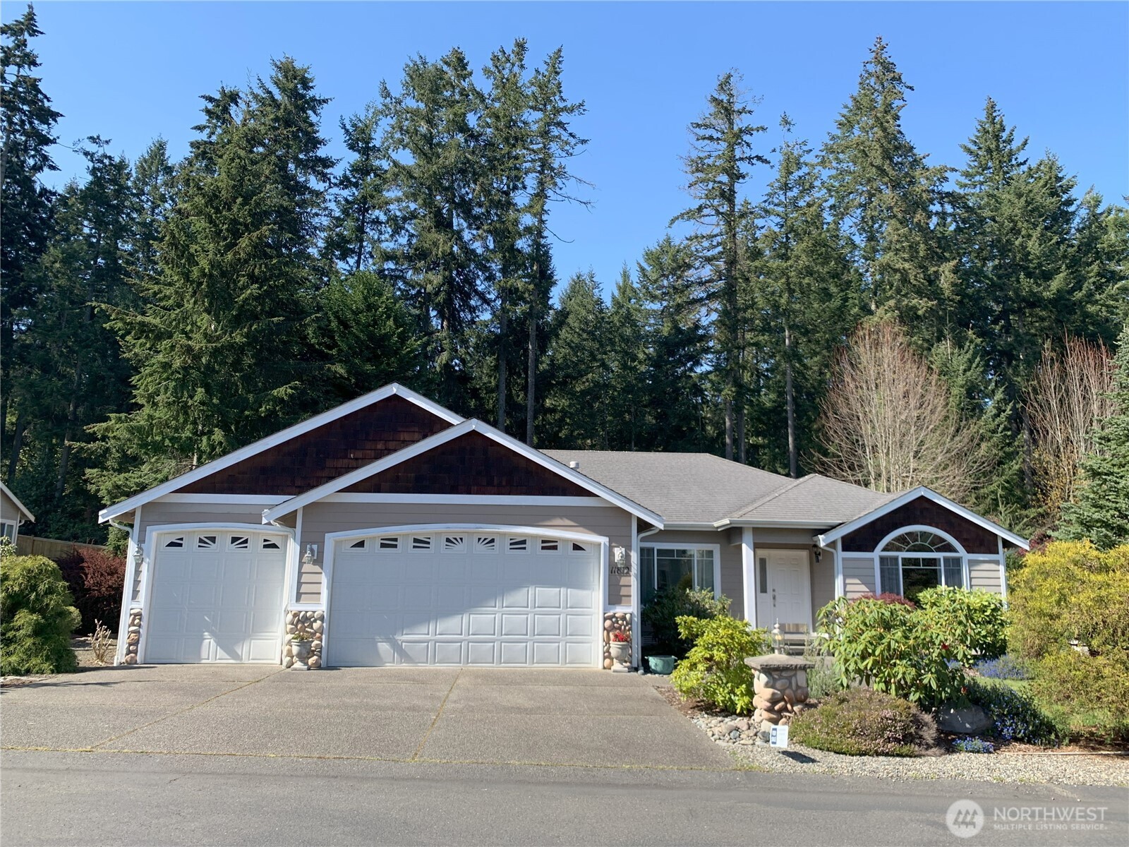 Colvos Passage Real Estate Listings Main Image