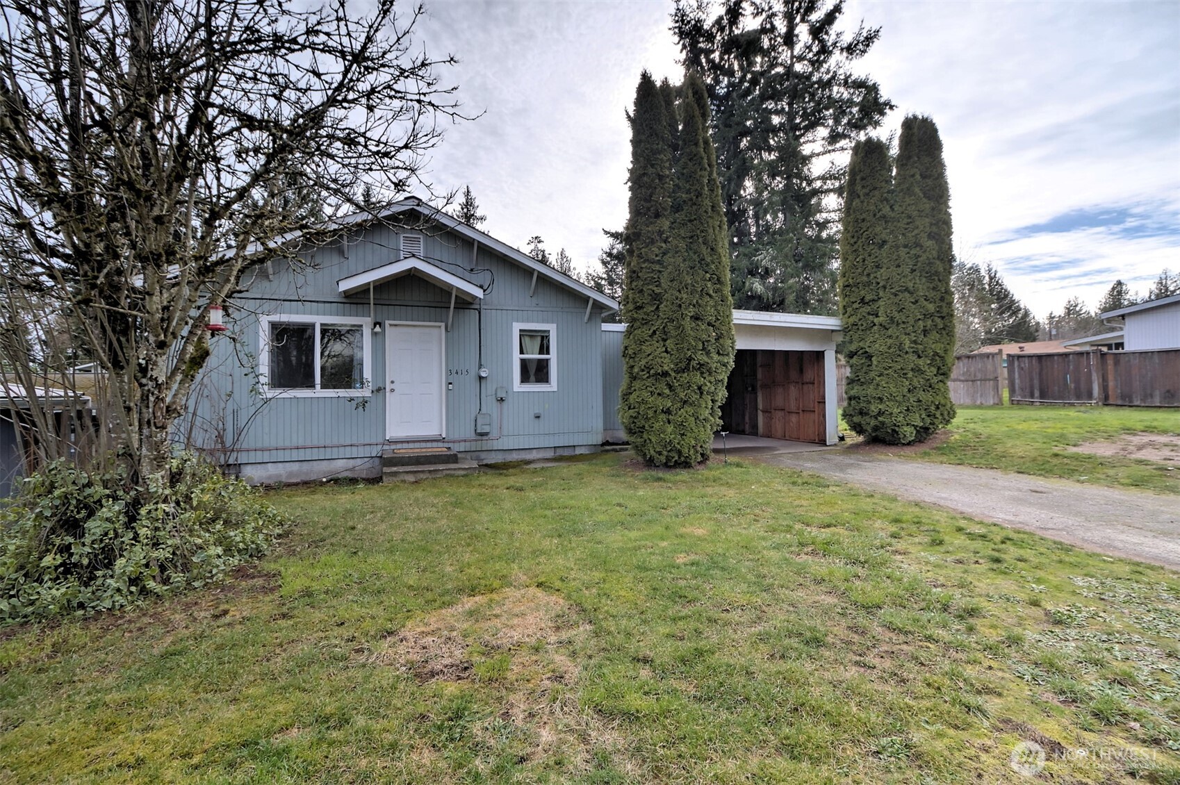 3415 Ne Mcwilliams Property Photo 3