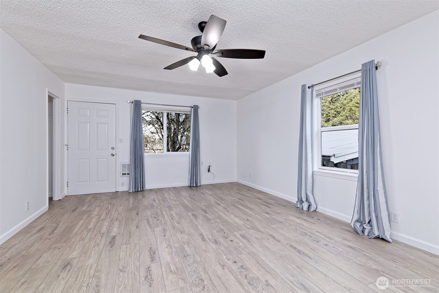 3415 Ne Mcwilliams Property Photo 11