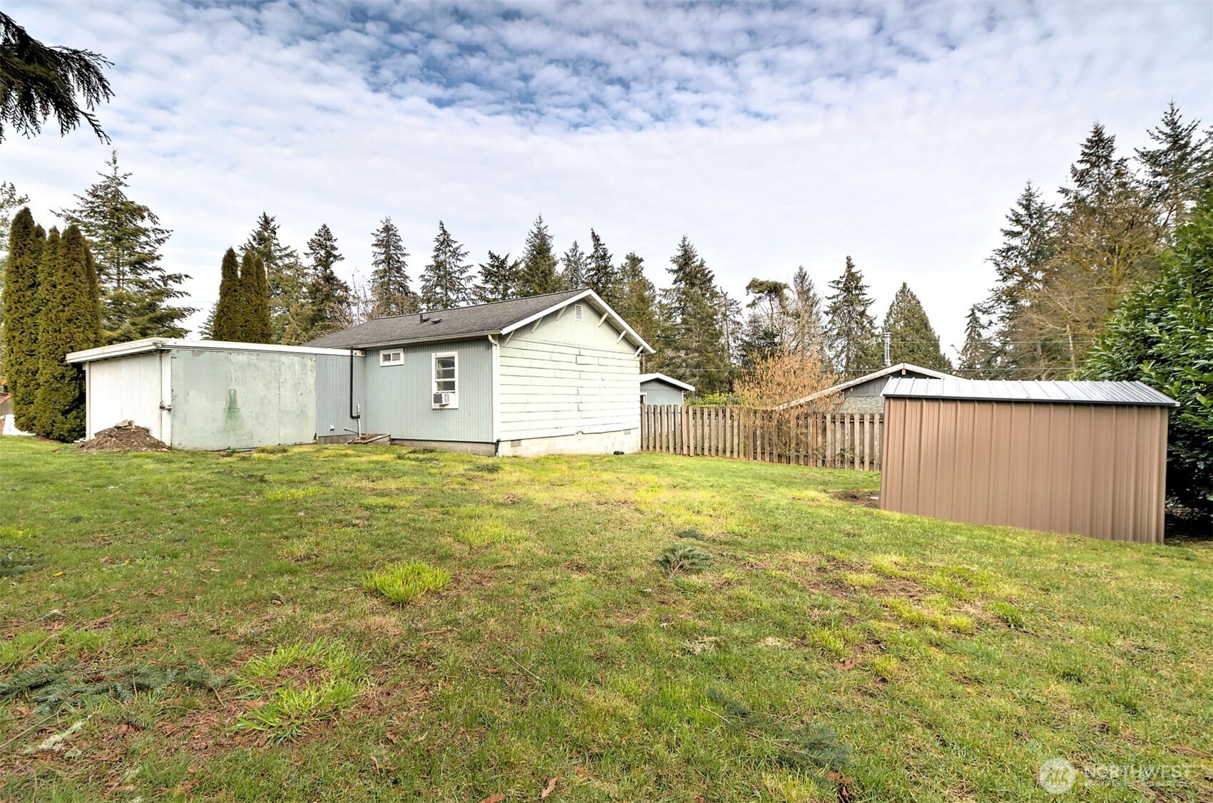 3415 Ne Mcwilliams Property Photo 19