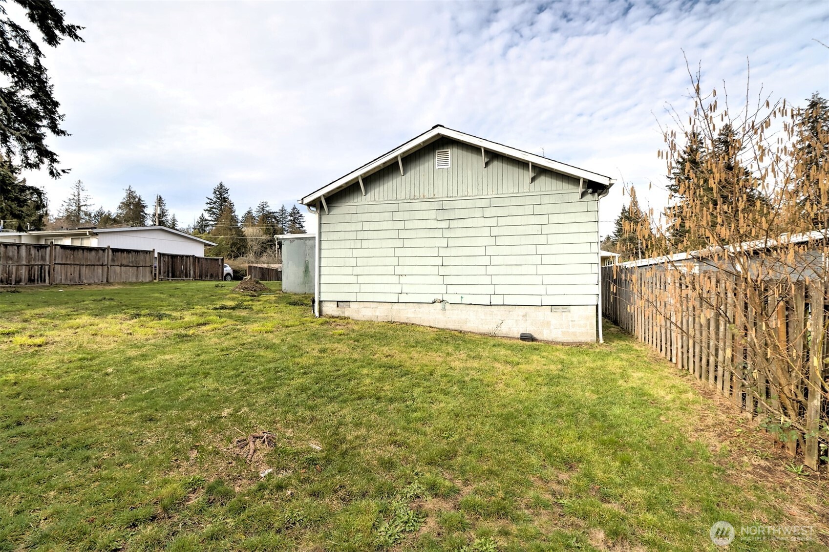 3415 Ne Mcwilliams Property Photo 20