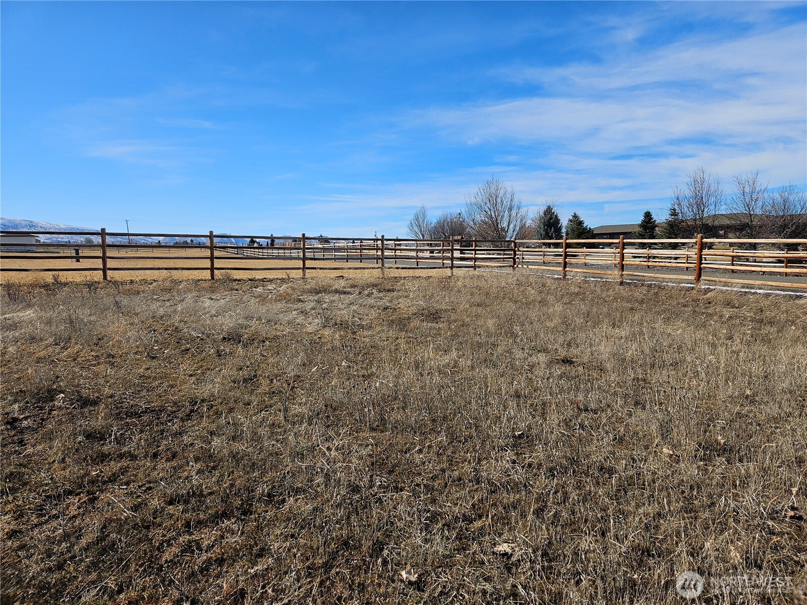 5 B Stonegate Drive Property Photo 12