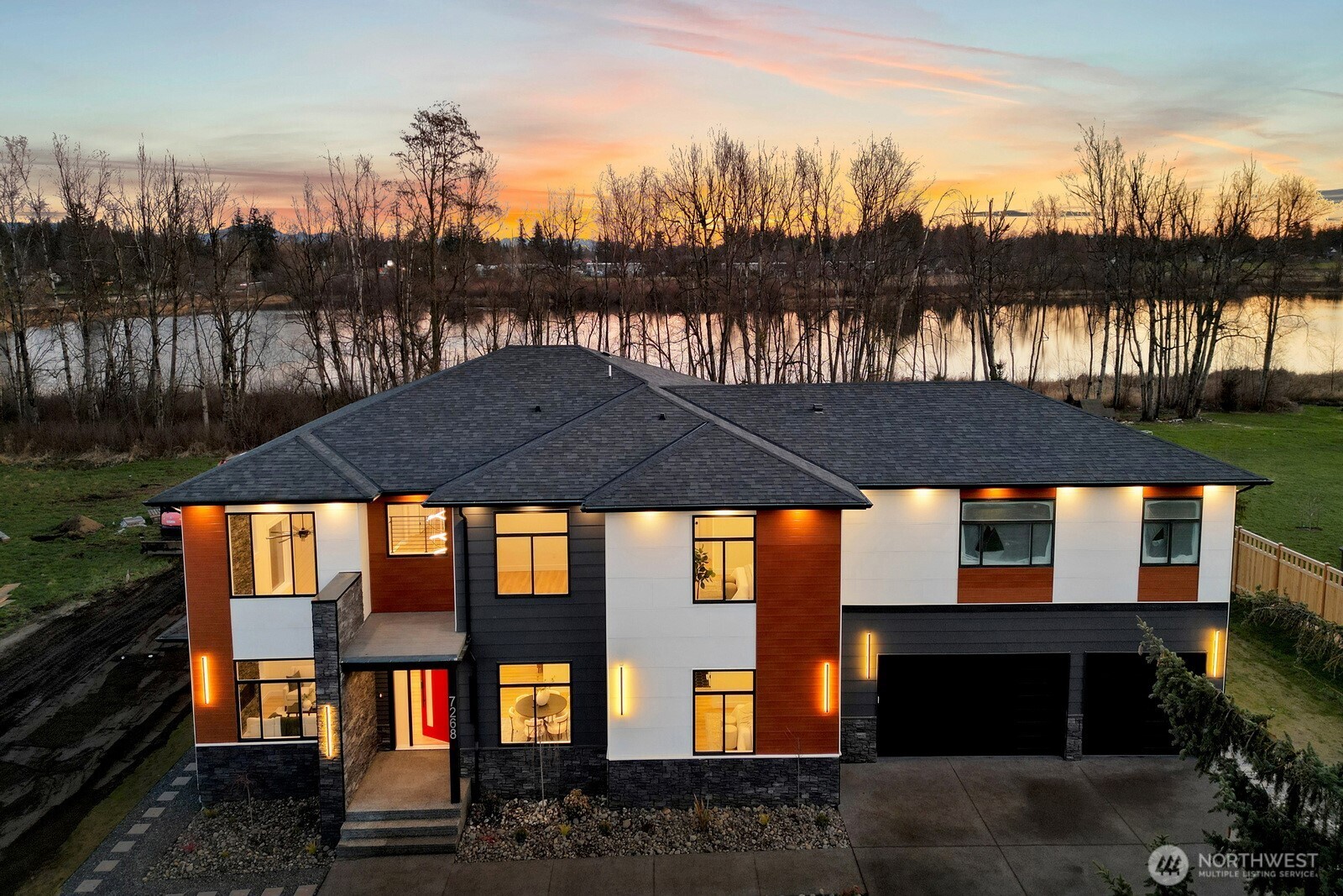 7268 W Wiser Lake Court Property Photo