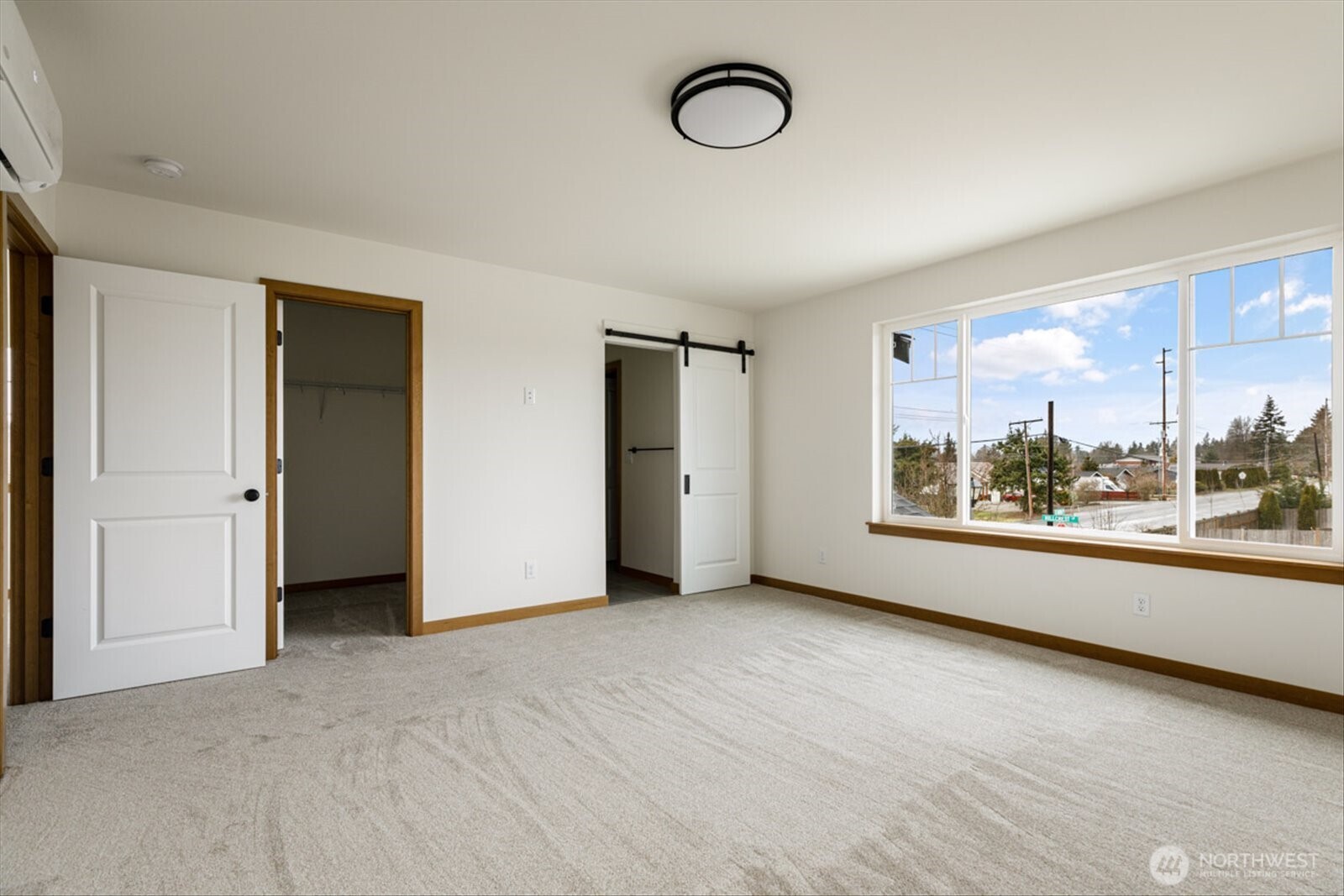1783 Hillcrest Loop Property Photo 17