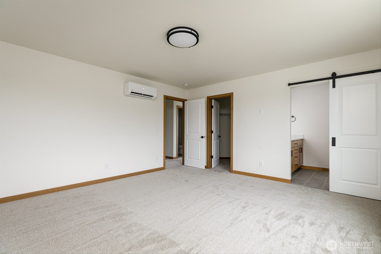 1783 Hillcrest Loop Property Photo 18