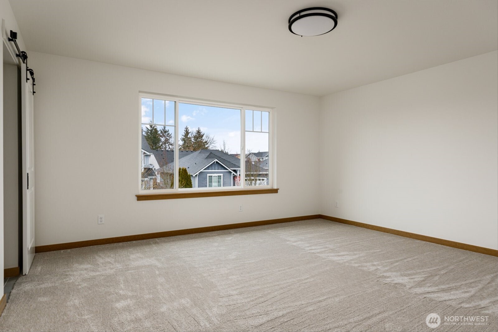 1783 Hillcrest Loop Property Photo 24