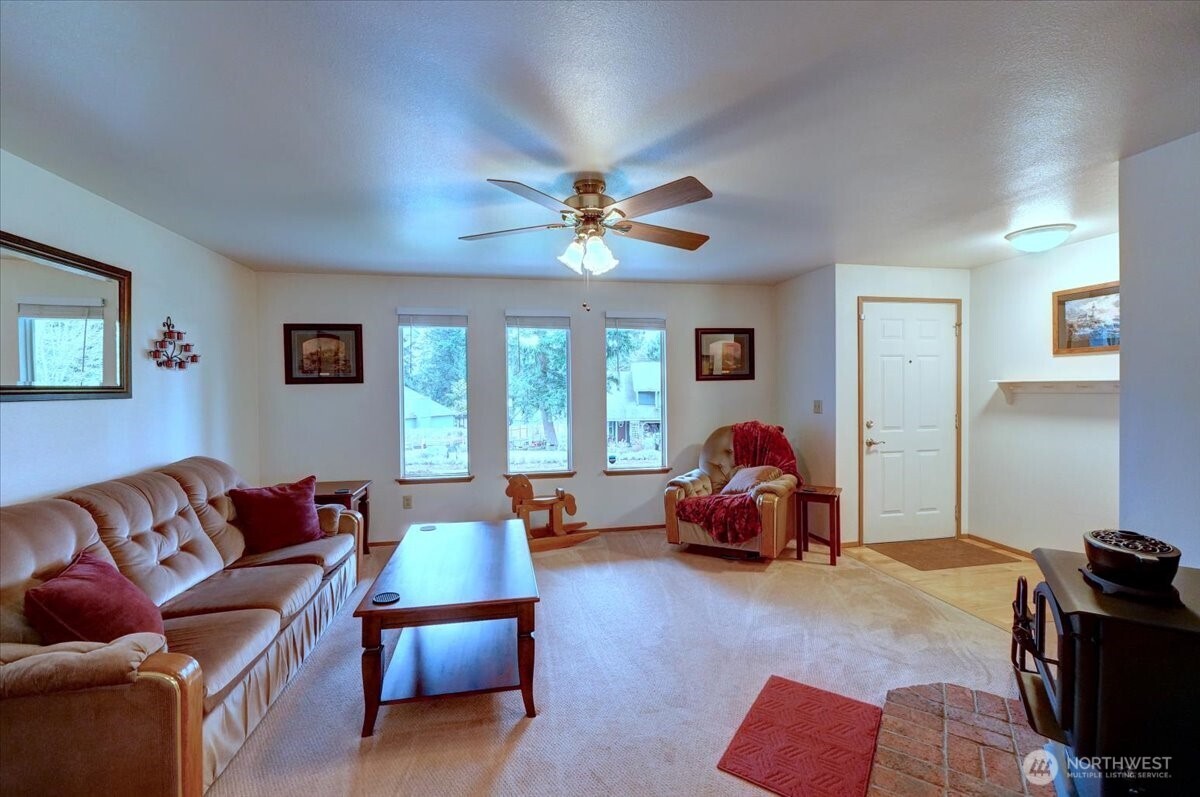 11620 207th Avenue Property Photo 5