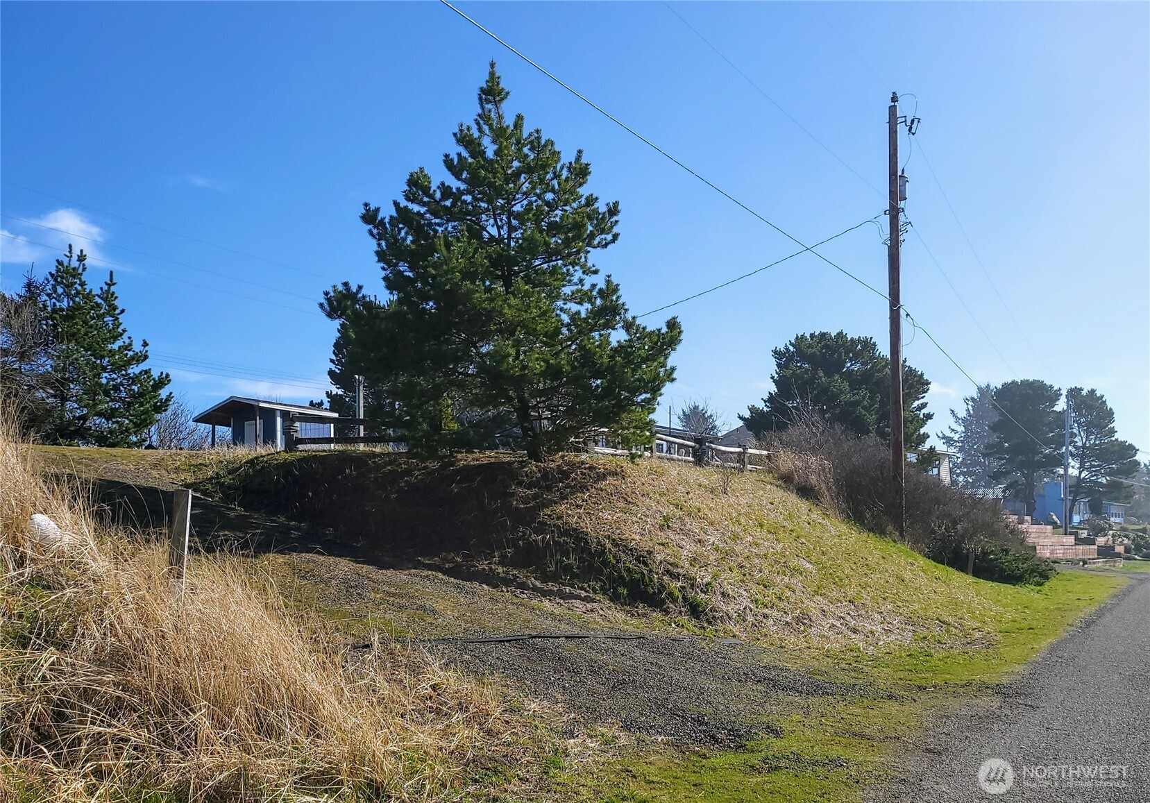 1308 Vista Ridge Drive Property Photo 3