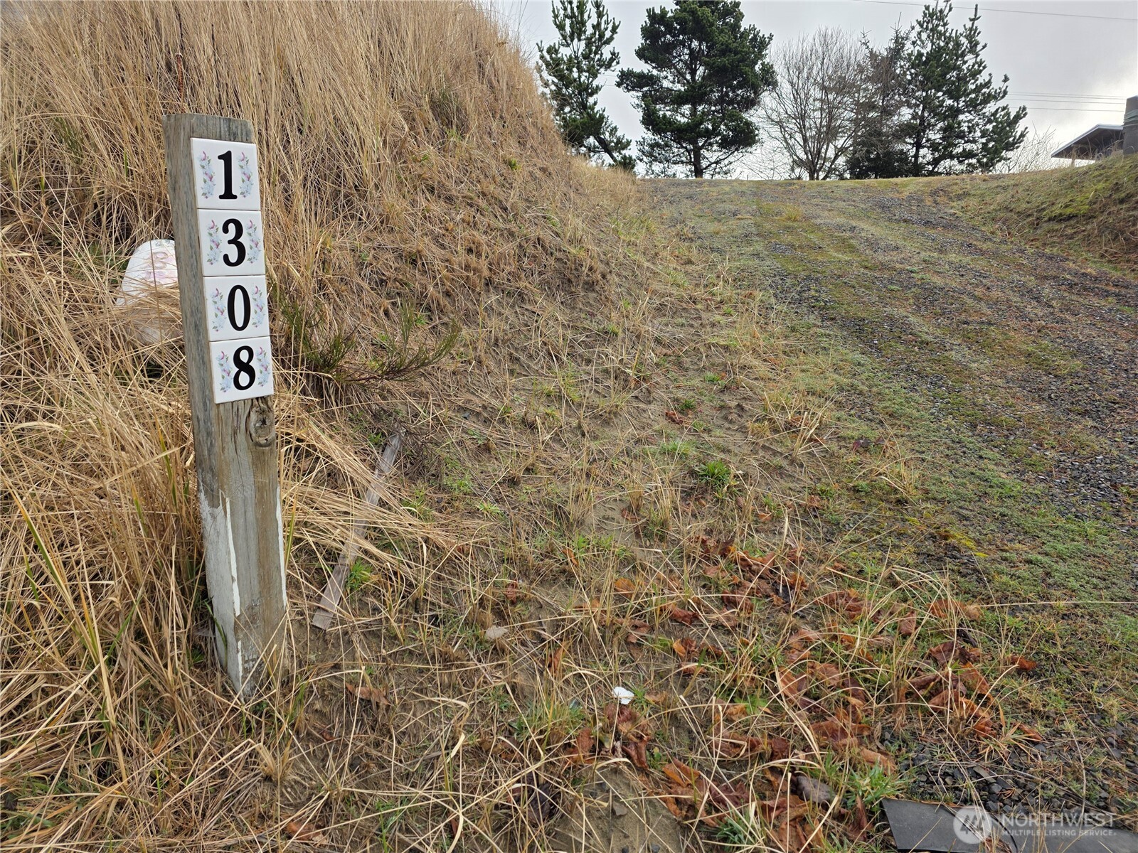 1308 Vista Ridge Drive Property Photo 4