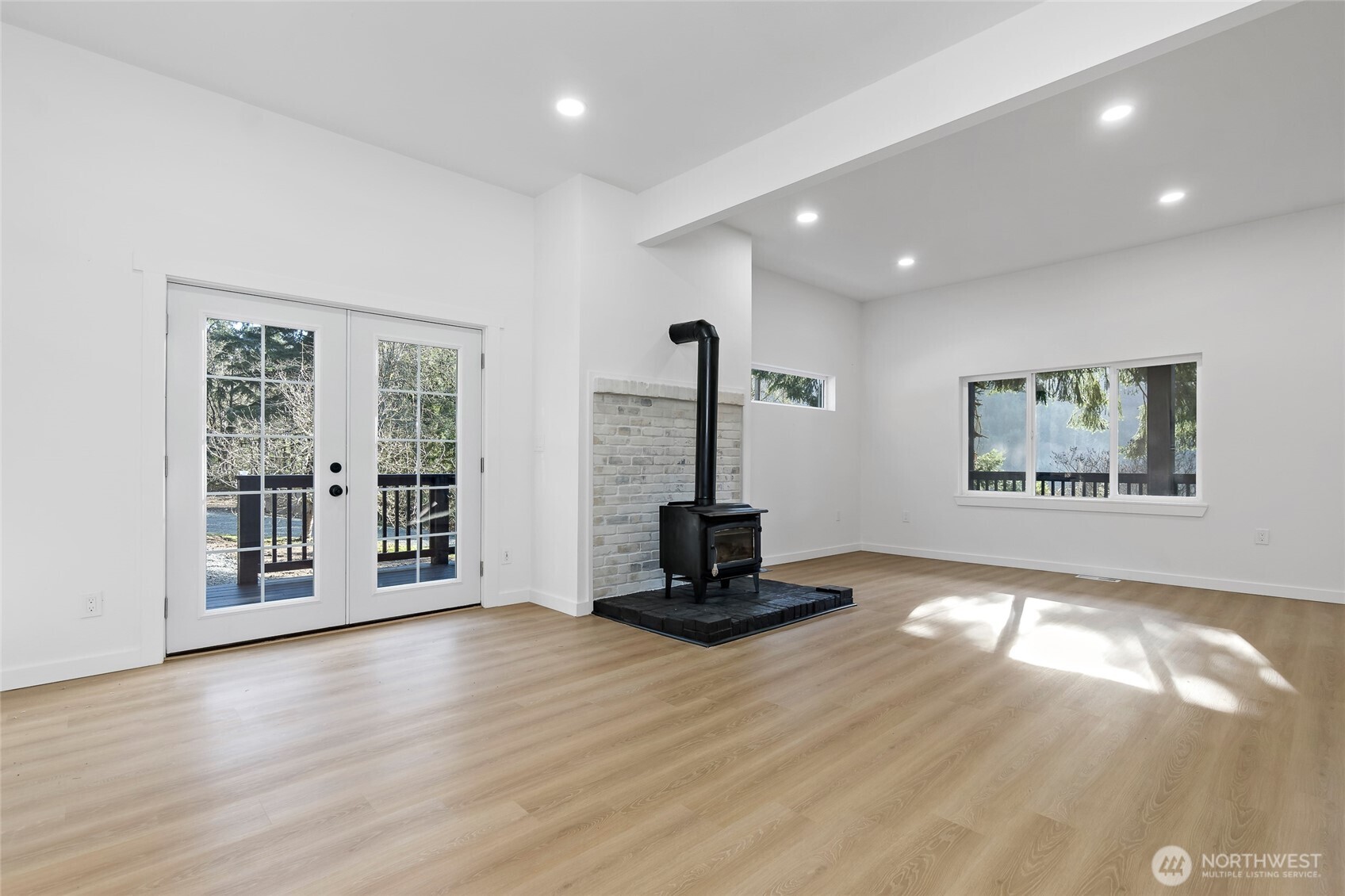 17902 Mulqueen Road Property Photo 11