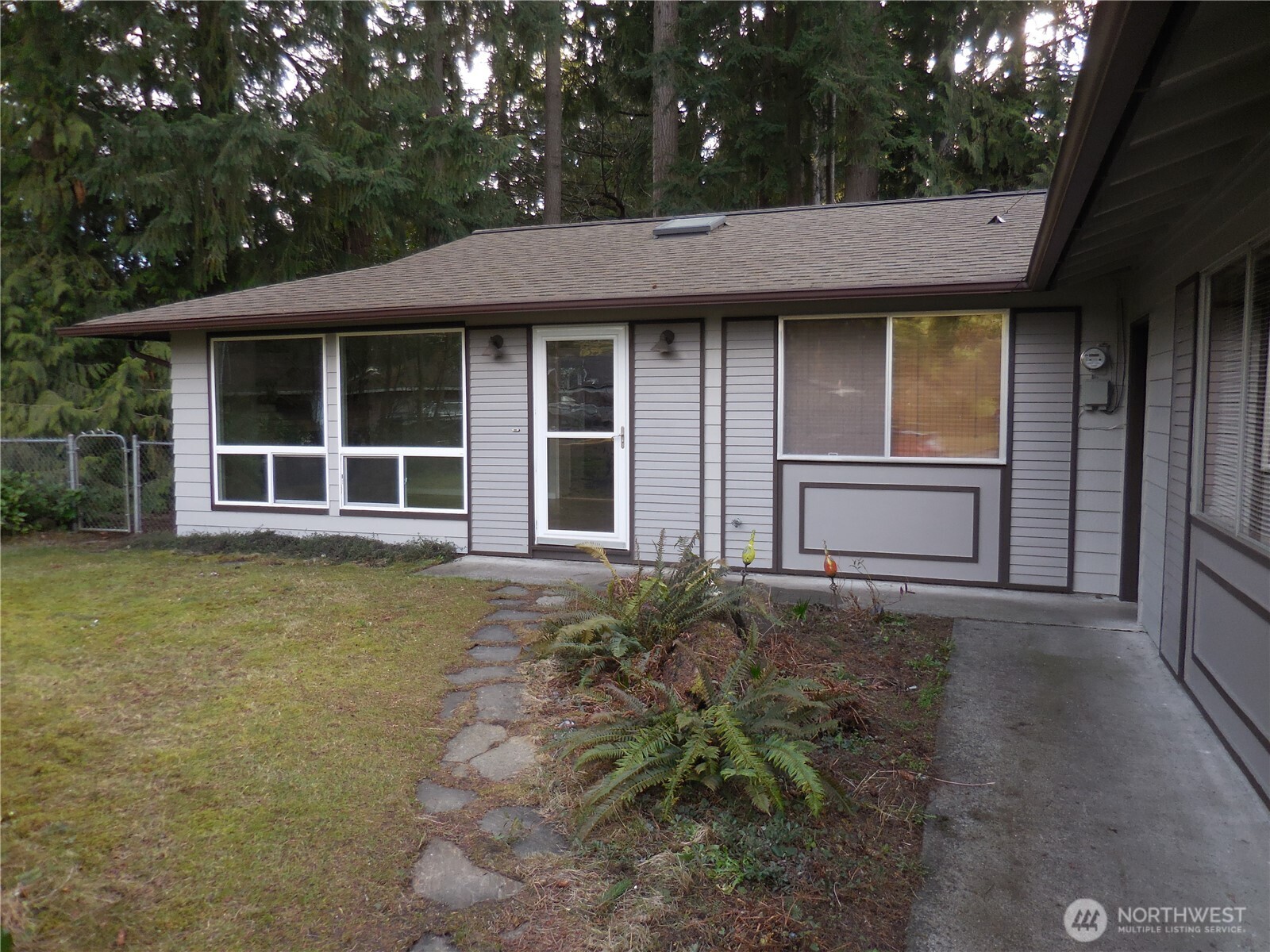 3336 Se Cedar Court Property Photo 2