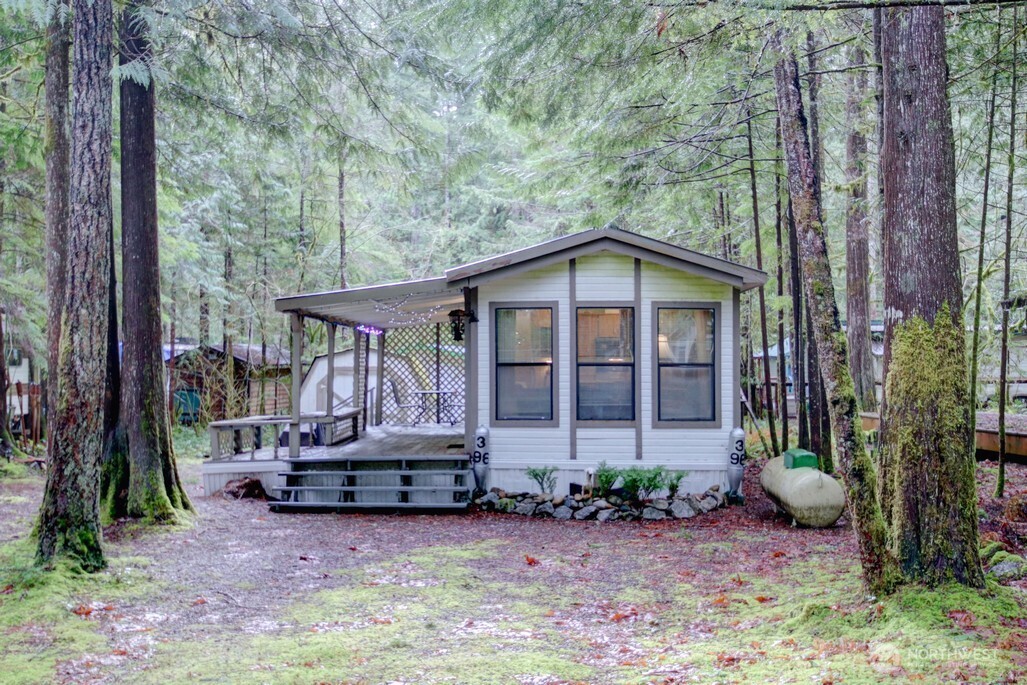 96 3 Sunset Circle Property Photo