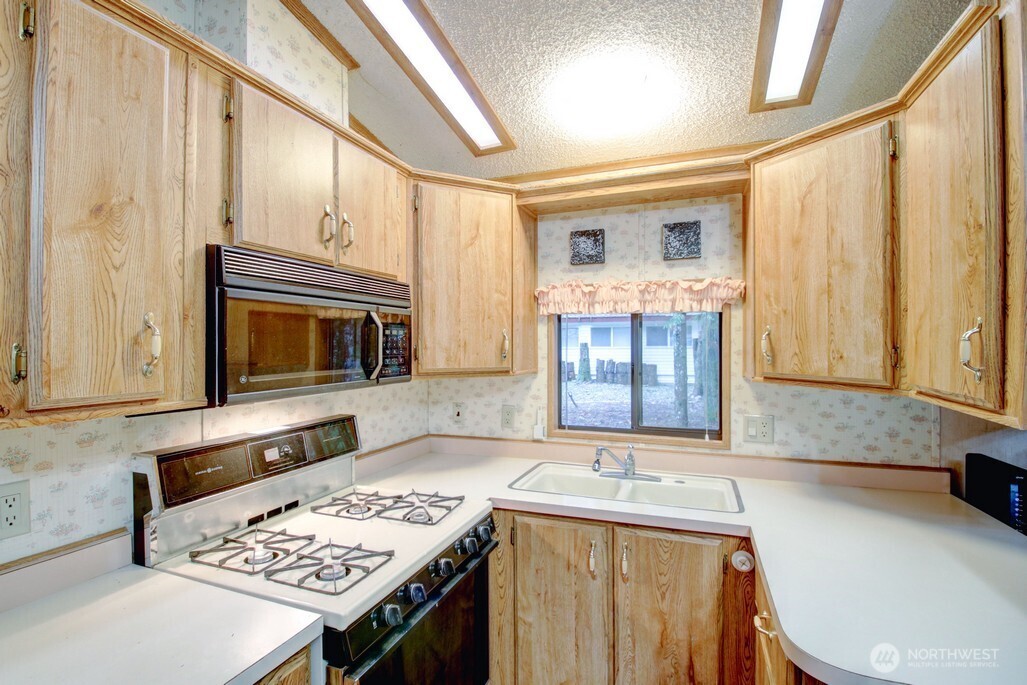 96 3 Sunset Circle Property Photo 8