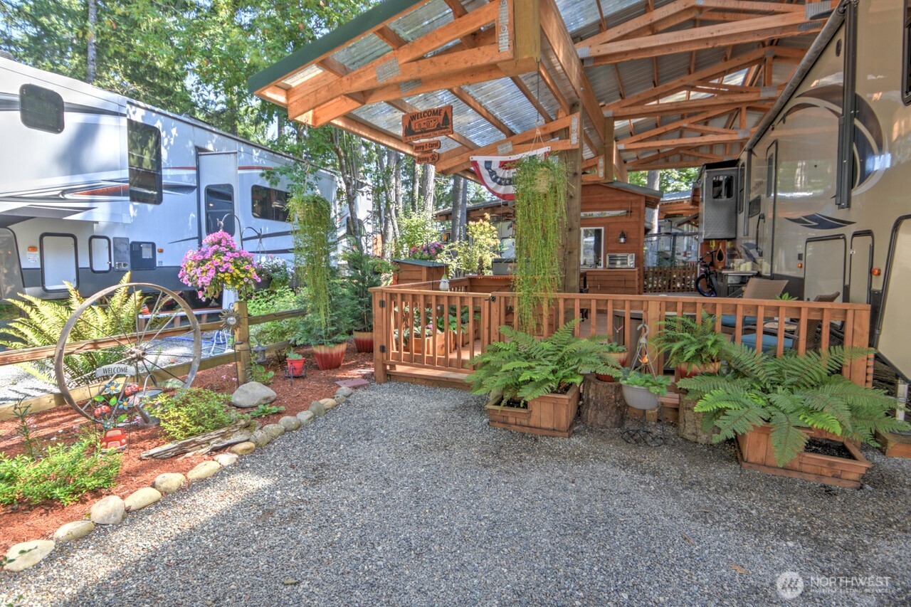 1546 Reservation Road 81 Property Photo