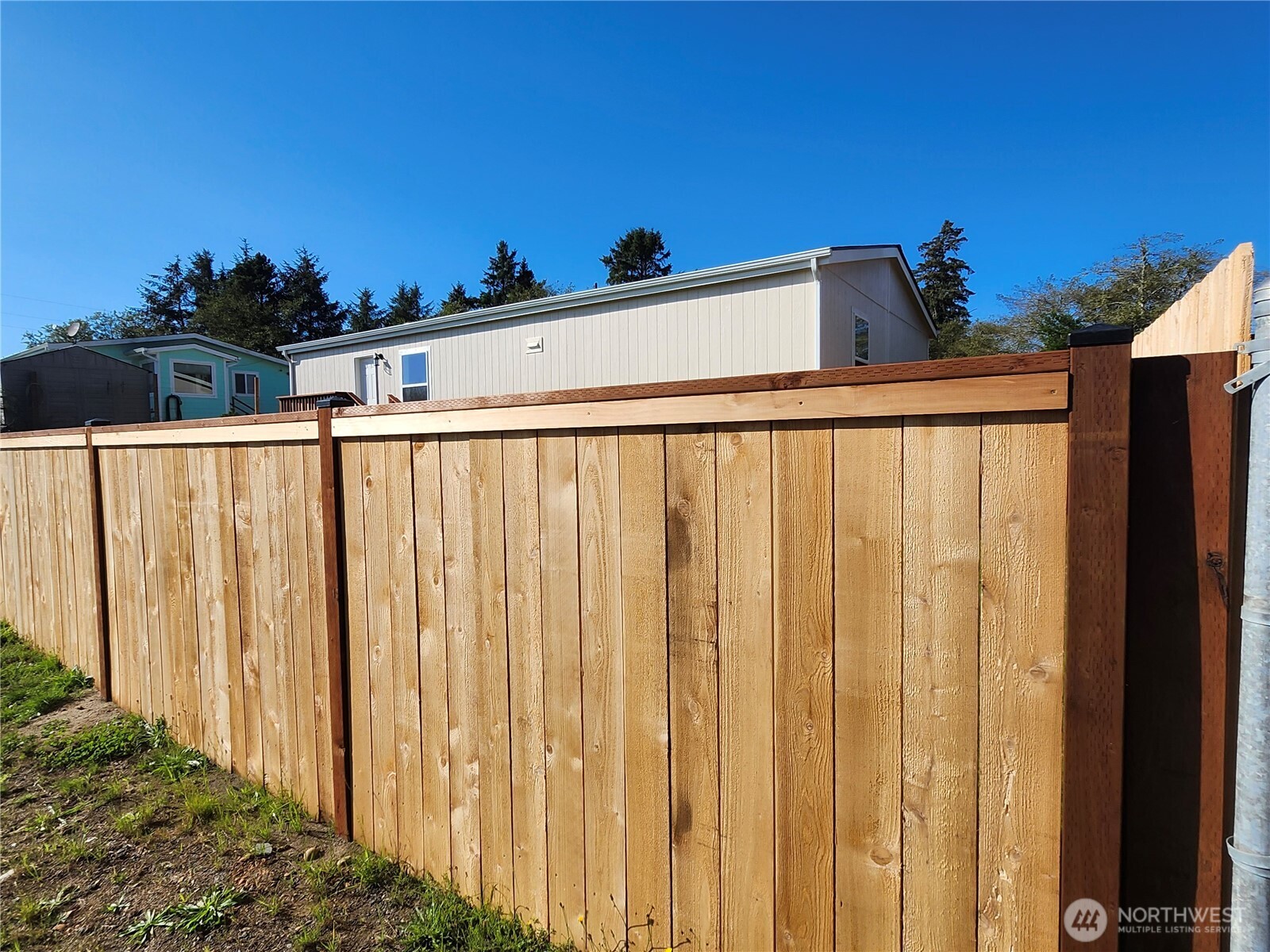 727 Ne Edgewood Avenue Property Photo 30