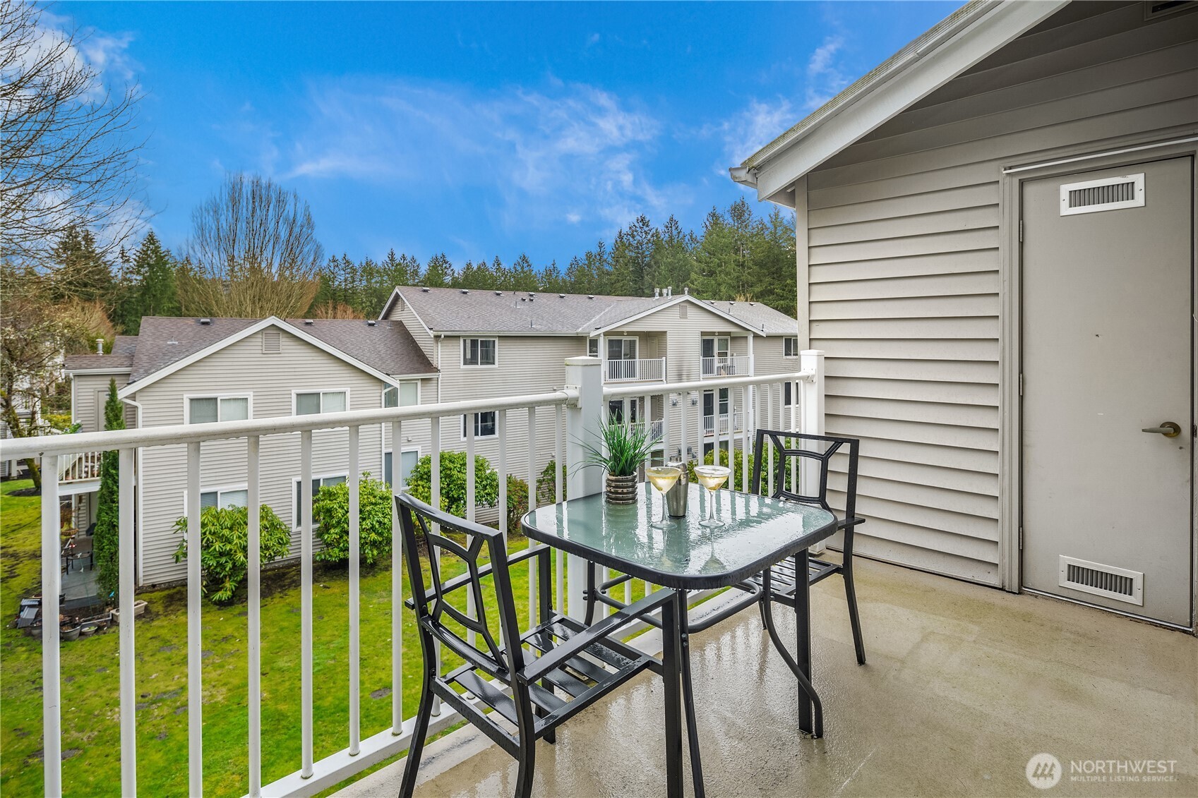 25235 Se Klahanie Boulevard E301 Property Photo 18