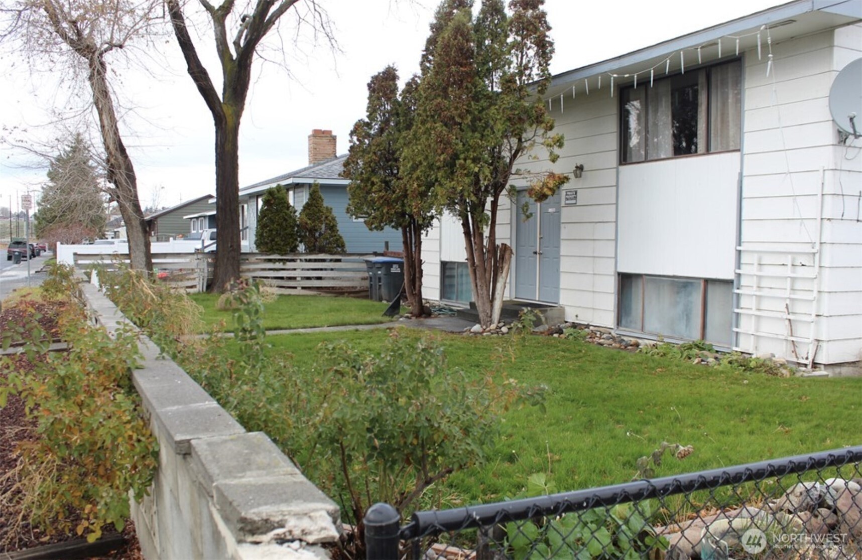 1002 N Central Drive Property Photo 4