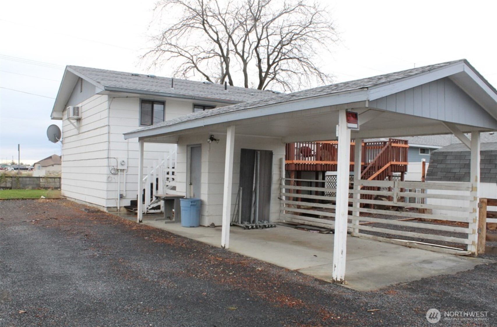 1002 N Central Drive Property Photo 8