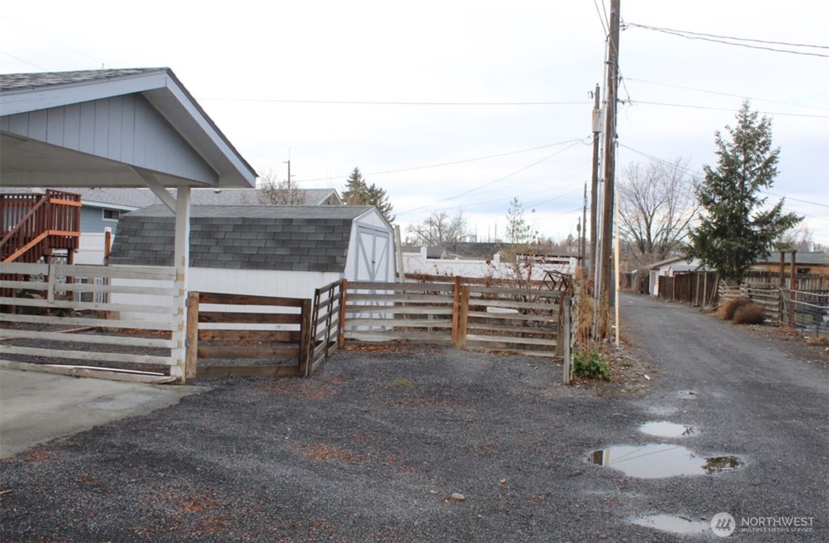 1002 N Central Drive Property Photo 10