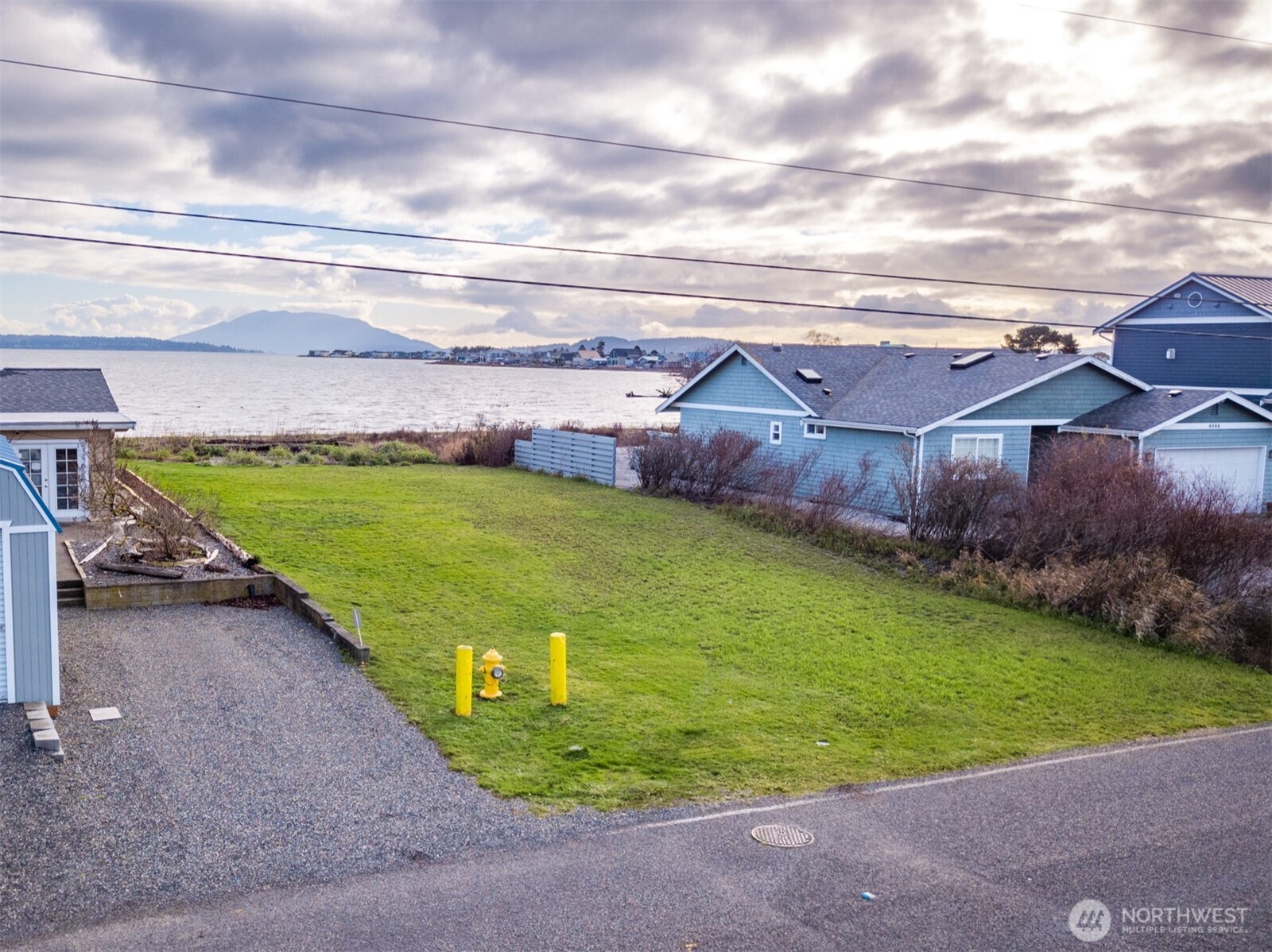 4448 Saltspring Drive Property Photo 3