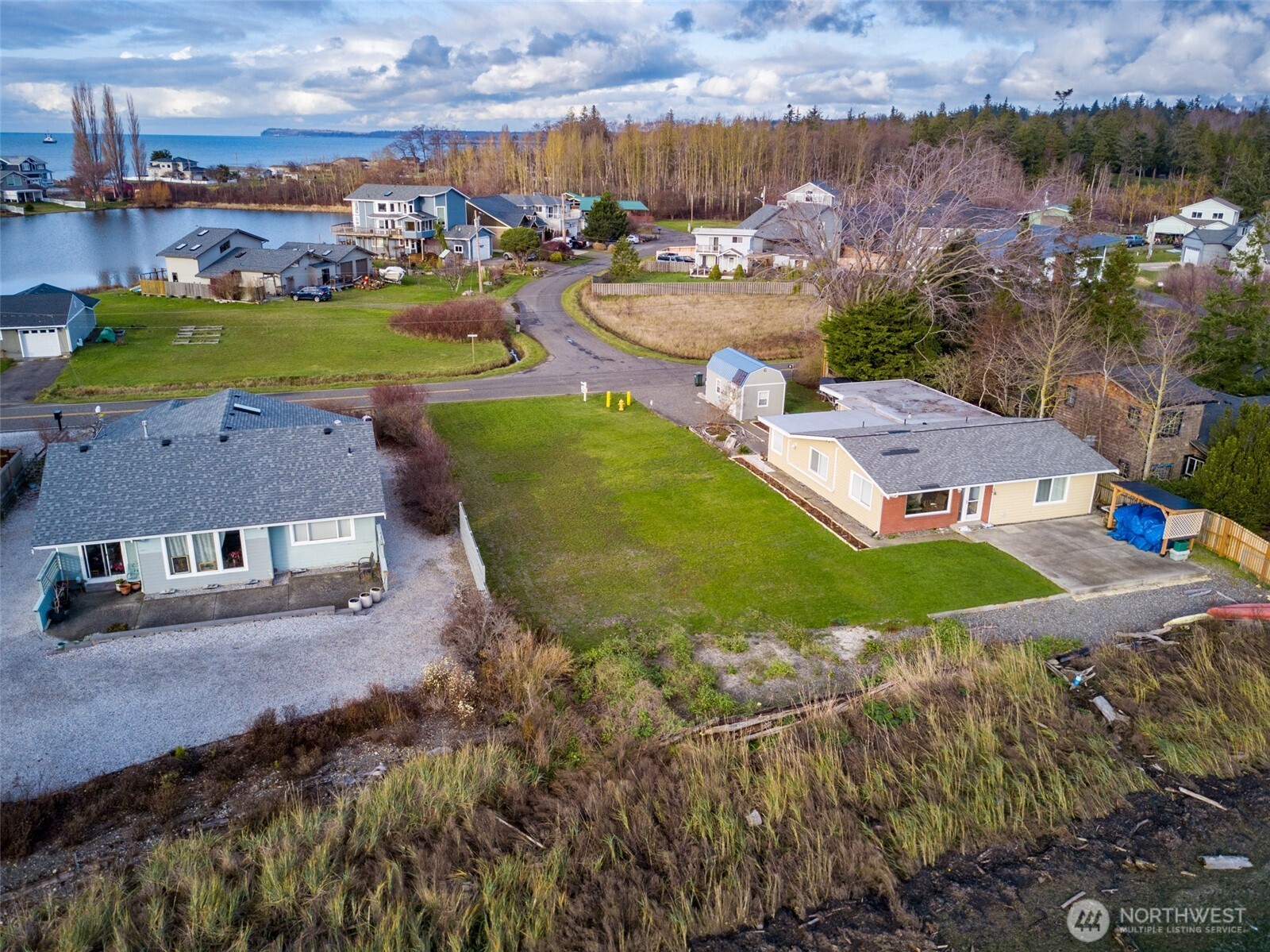 4448 Saltspring Drive Property Photo 4