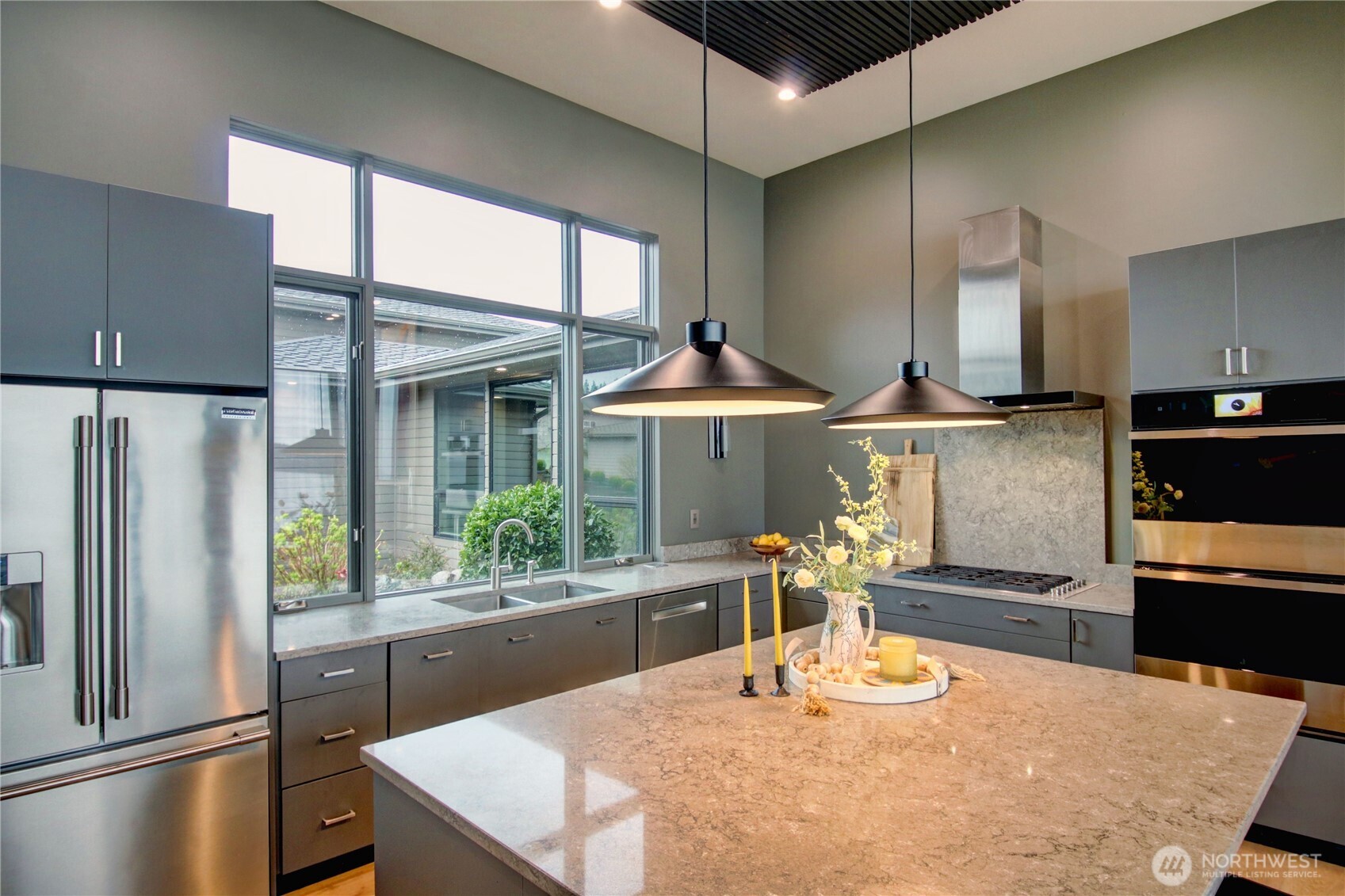1074 Bayshore Drive Property Photo 12