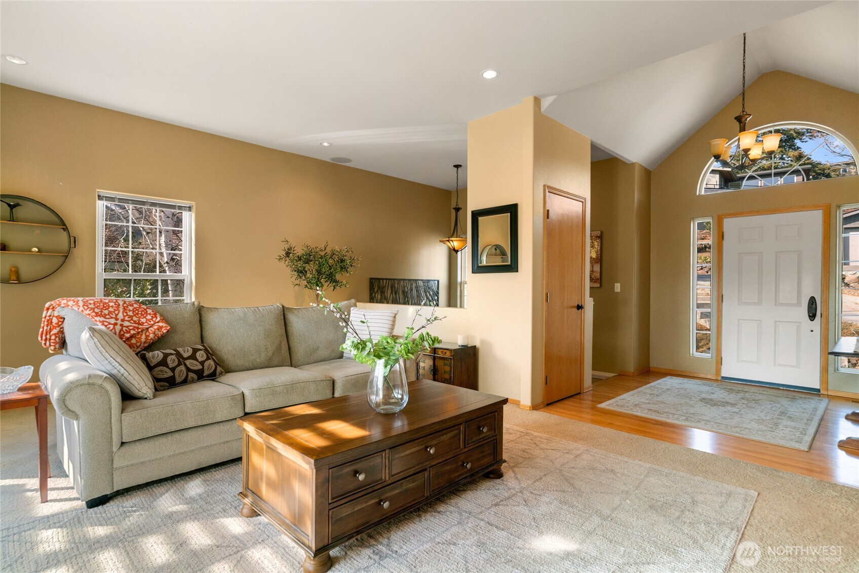 920 Westchester Drive Property Photo 16