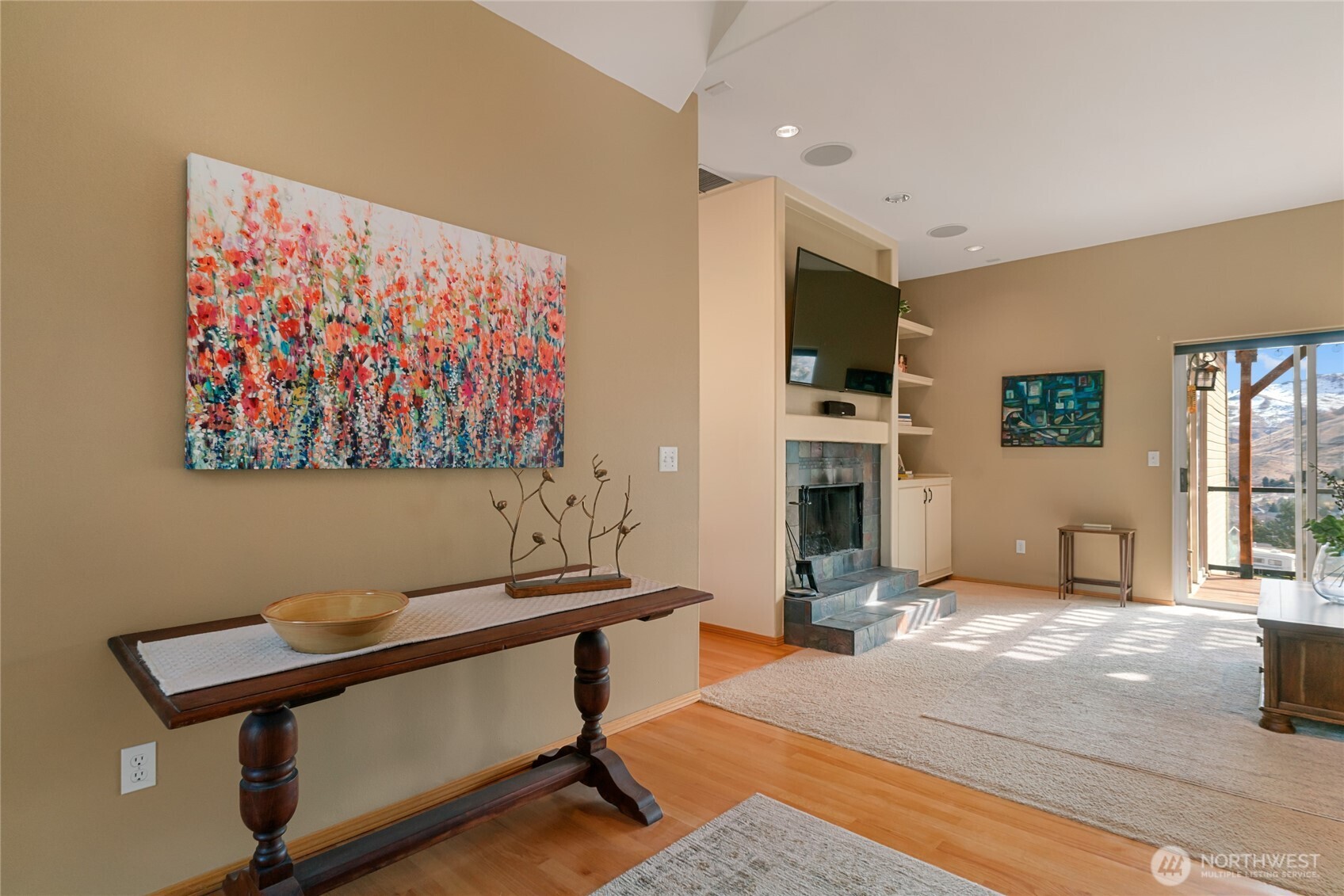 920 Westchester Drive Property Photo 17