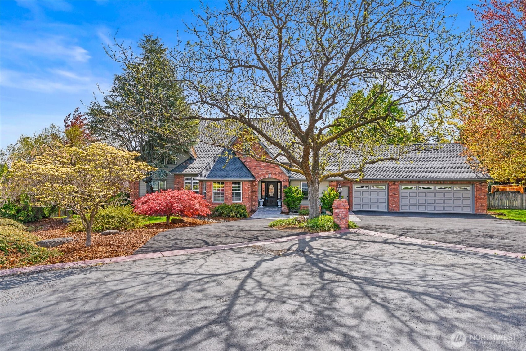 6810 Ravens Gate Way Property Photo