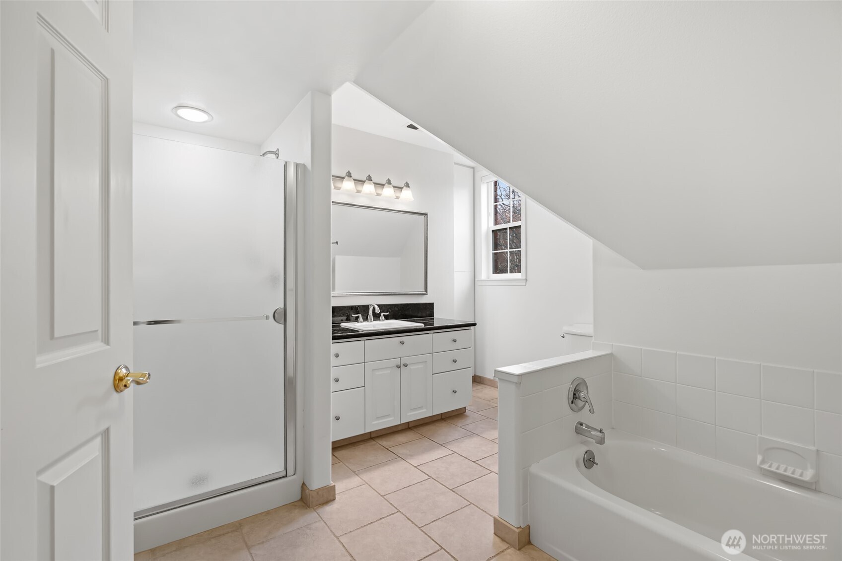 6810 Ravens Gate Way Property Photo 22