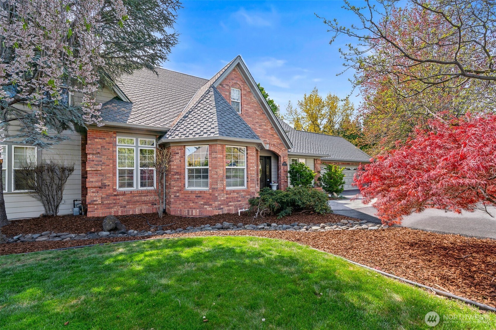 6810 Ravens Gate Way Property Photo 36