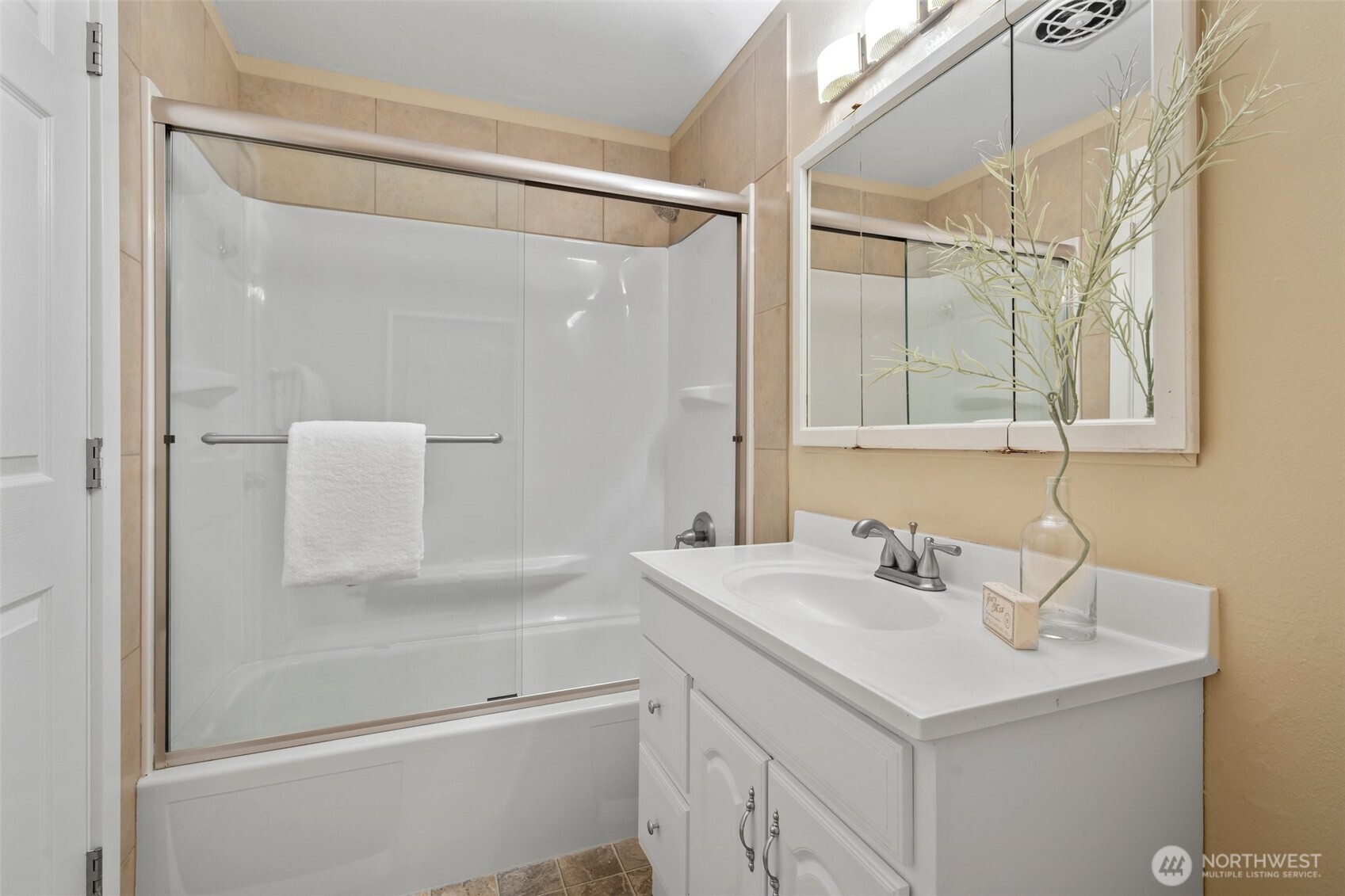 8414 - 8416 Cirque Drive Property Photo 22