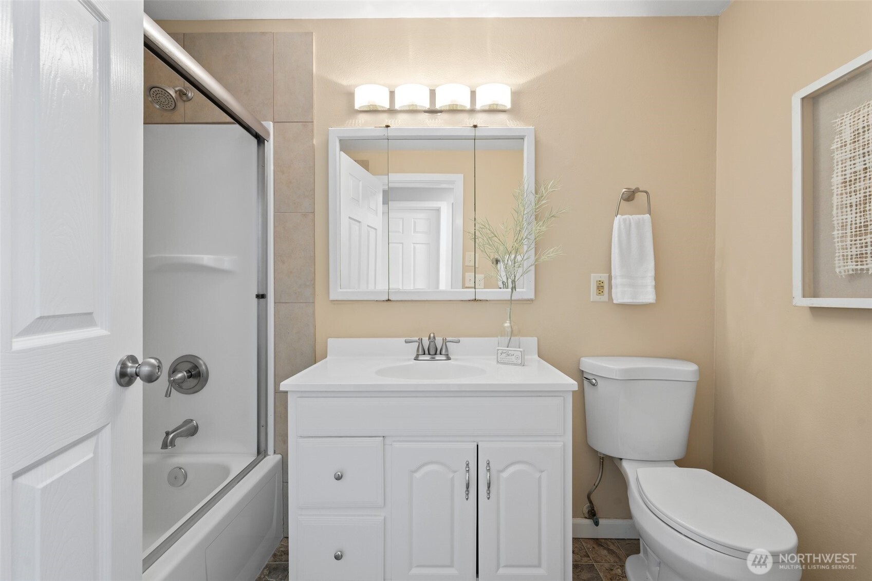 8414 - 8416 Cirque Drive Property Photo 23