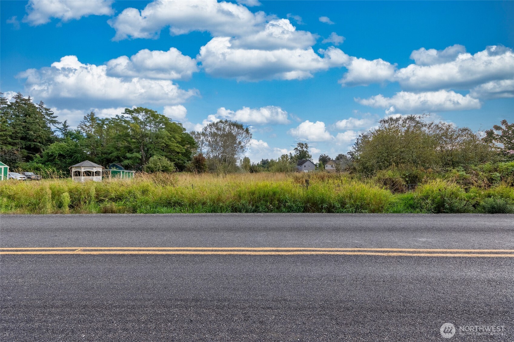 11 Xx 80th Street Property Photo