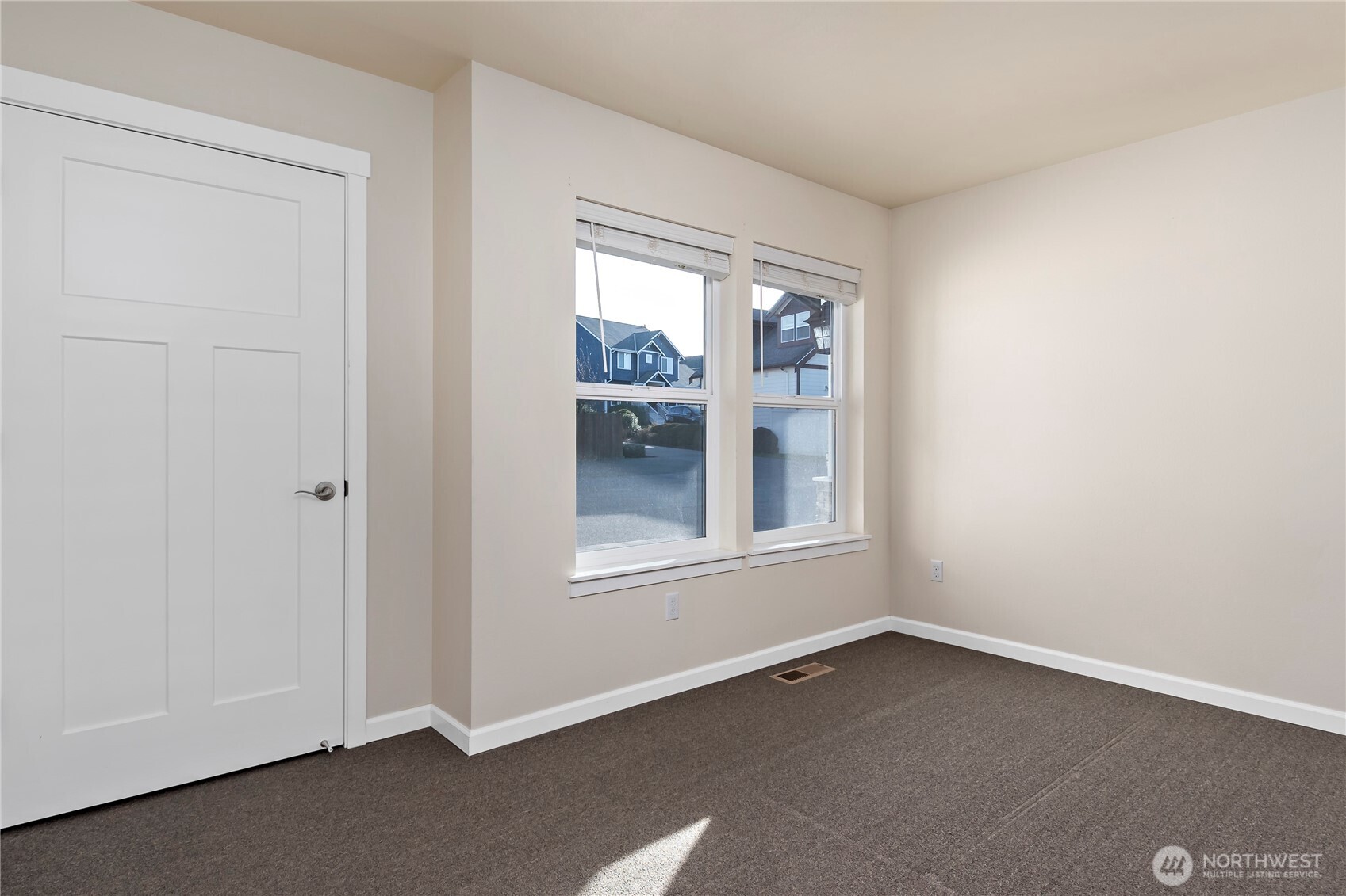1697 Sw Waterside Court Property Photo 19