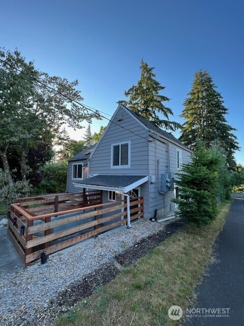 1448 17th Street Property Photo 6