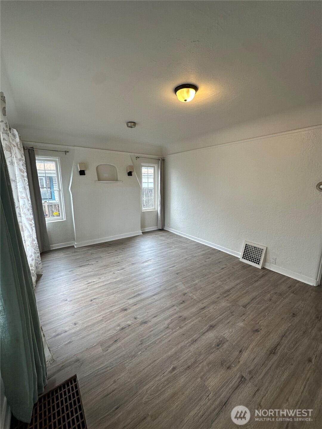 414 2nd Avenue Property Photo 2