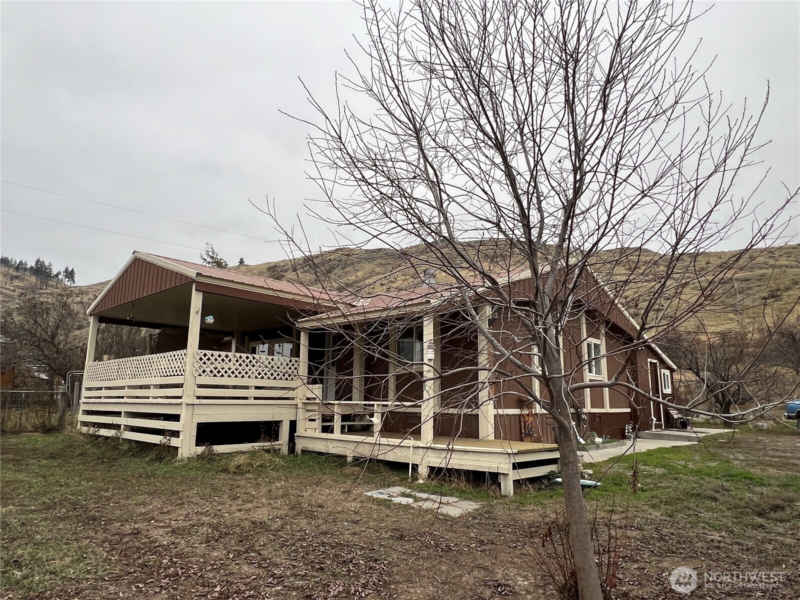 547 Valley Rd. Property Photo 14