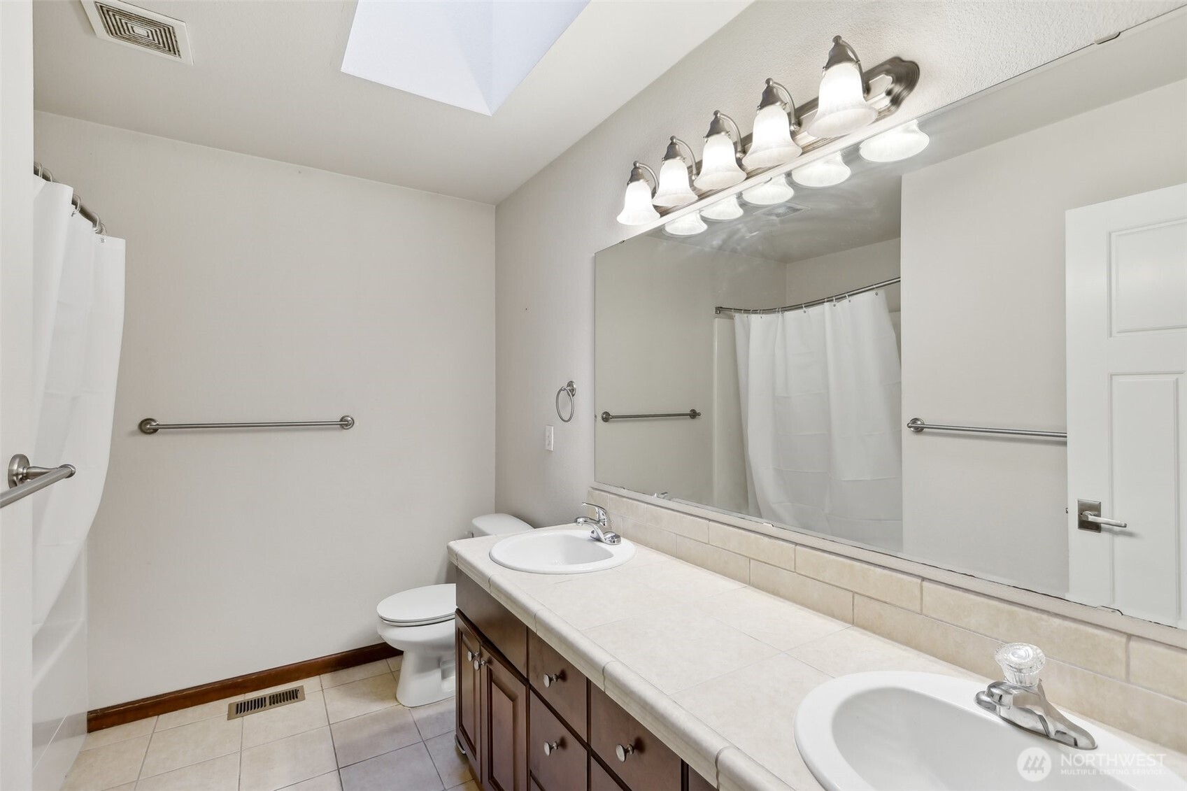6913 61st Drive Property Photo 17
