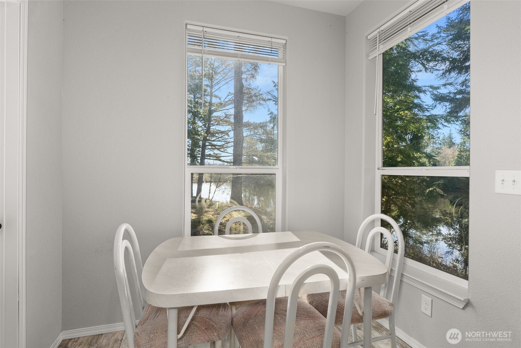 4 Lakeview Lane Property Photo 24
